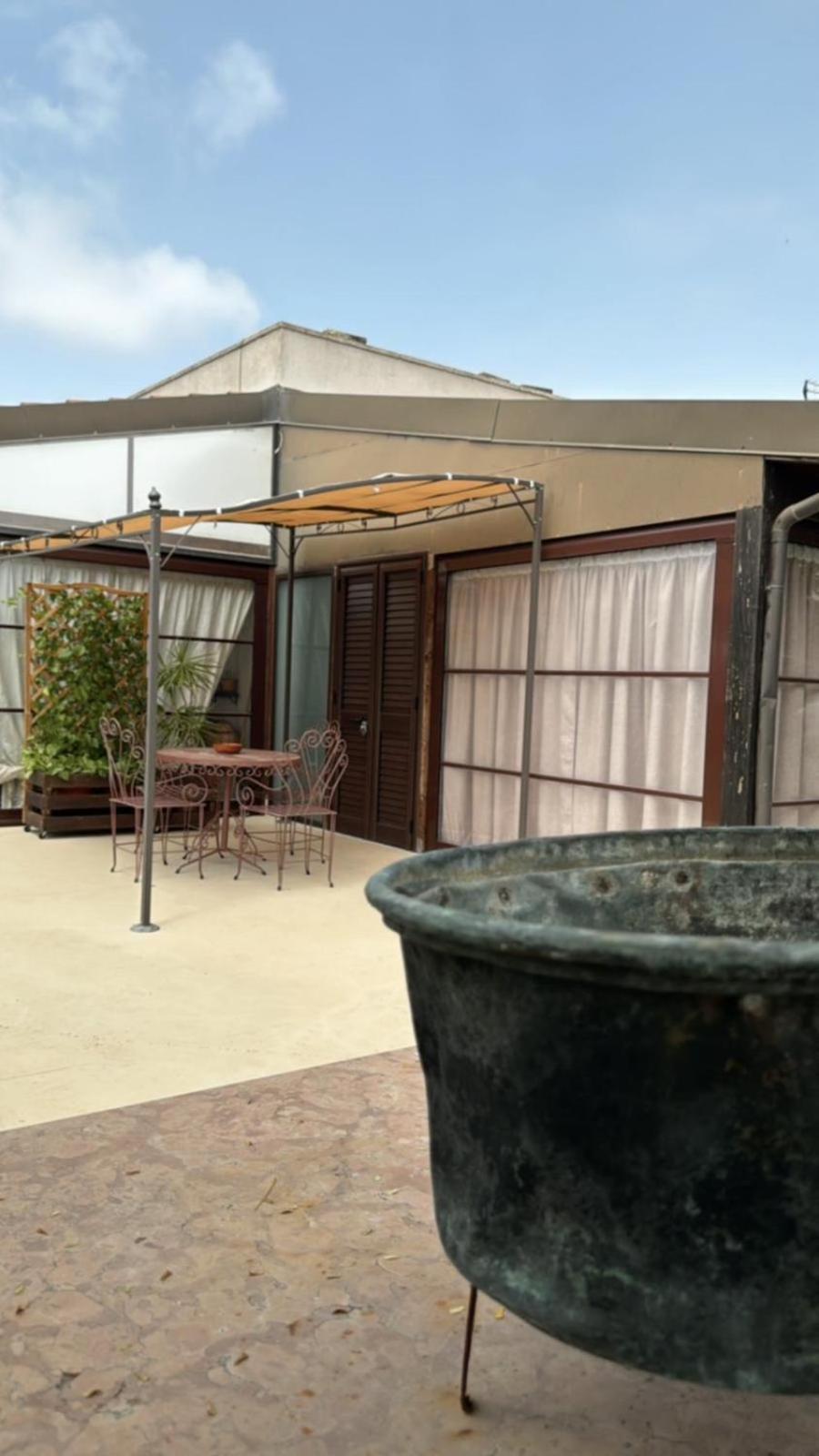 A Lu Fanizza Acomodação com café da manhã Cutrofiano Exterior foto